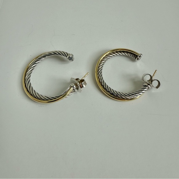 David Yurman Two-Tone Crossover Hoop Earrings Silver Gold Rare - Picture 4 of 6